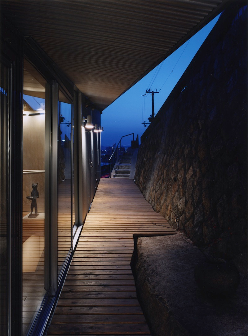 Illustration for article titled These Are the Narrowest Houses in the World